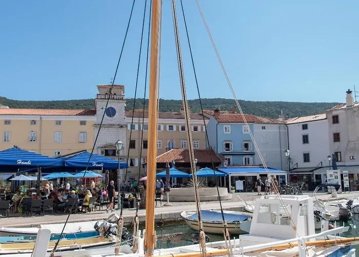 Stara Gavza 137 アパート ツレス